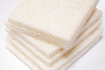 خبز التوست الأبيض 