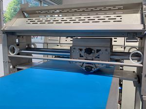 رول الترقيق المتقاطع