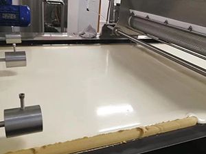 وحدة دهان الكيك